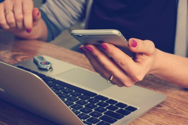 Reimagining connectivity: How eSIM and SIM solutions empower telcos in the IoT era